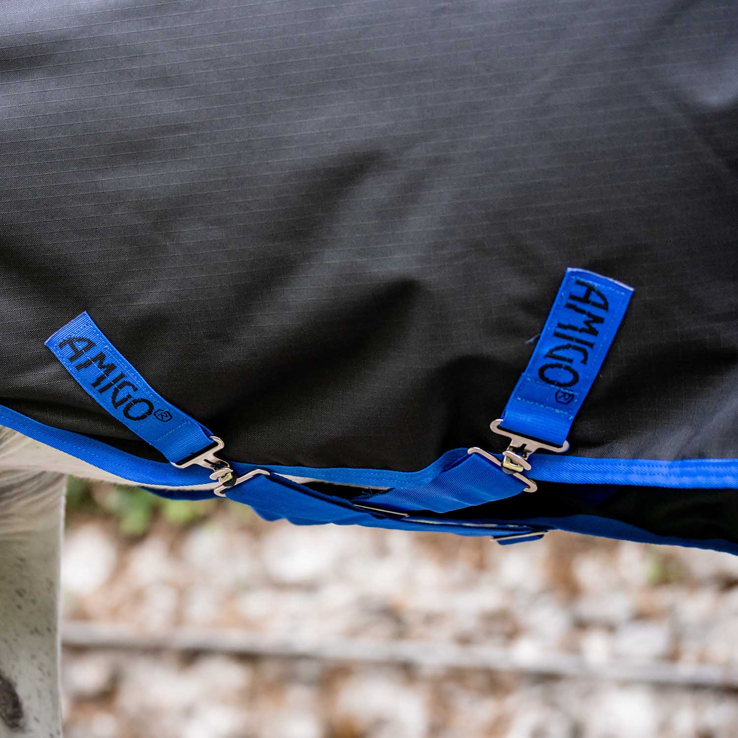 Amigo Ripstop 900 Denier Lightweight Turnout Sheet for Horses - Image 3