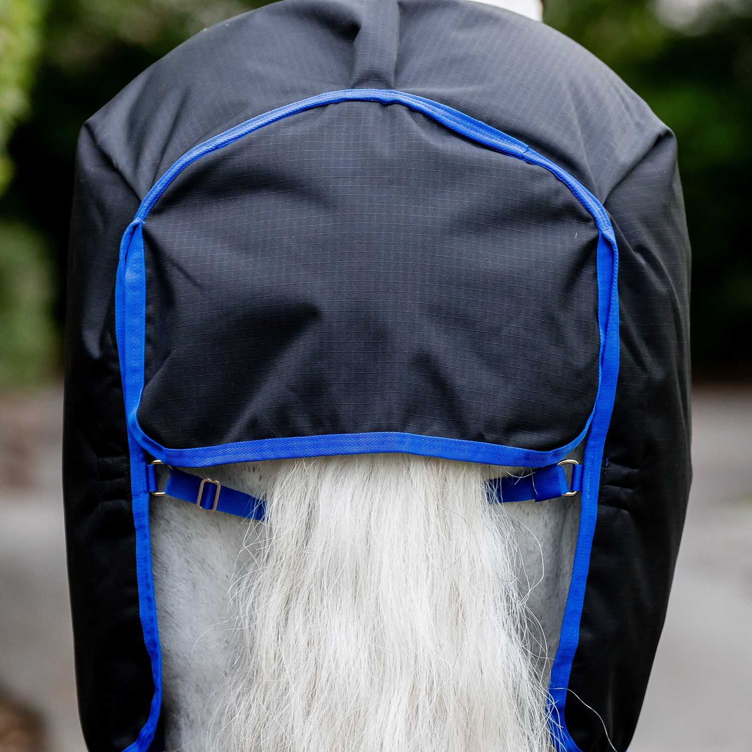 Amigo Ripstop 900 Denier Lightweight Turnout Sheet for Horses - Image 4