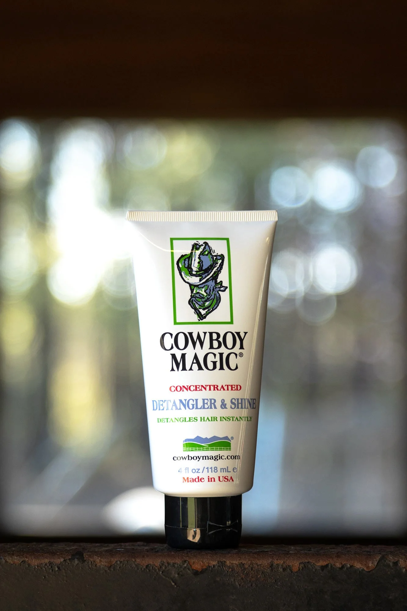 Cowboy Magic Concentrated Detangler & Shine for Horses - Image 3