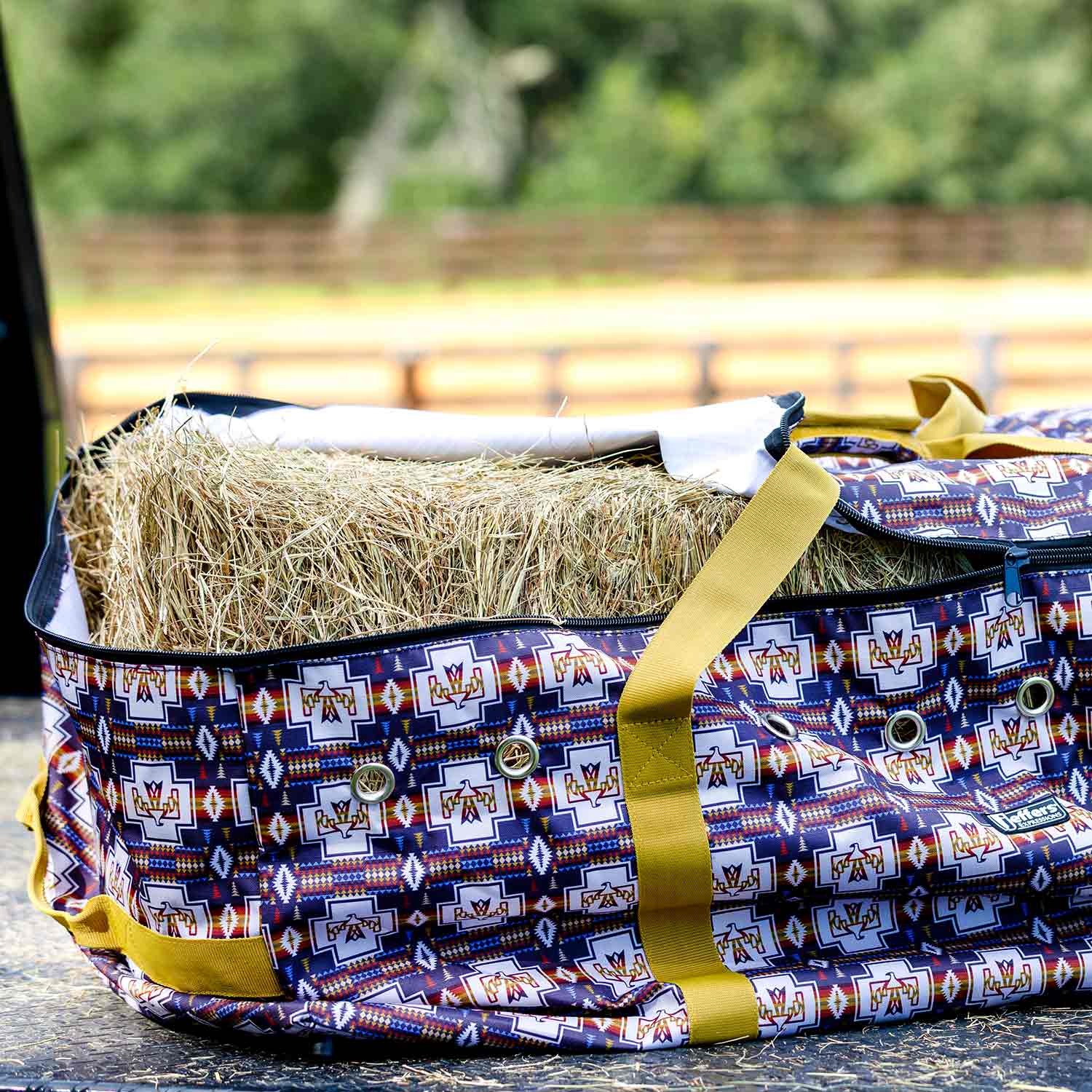 Jeffers Expression Full Hay Bale Tote Bag - Image 15
