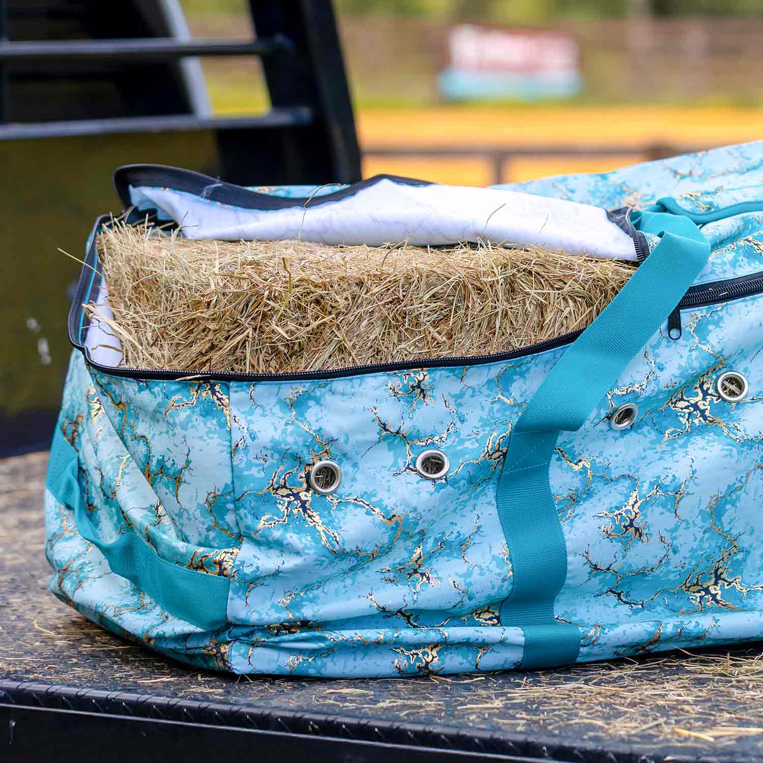 Jeffers Expression Full Hay Bale Tote Bag - Image 34