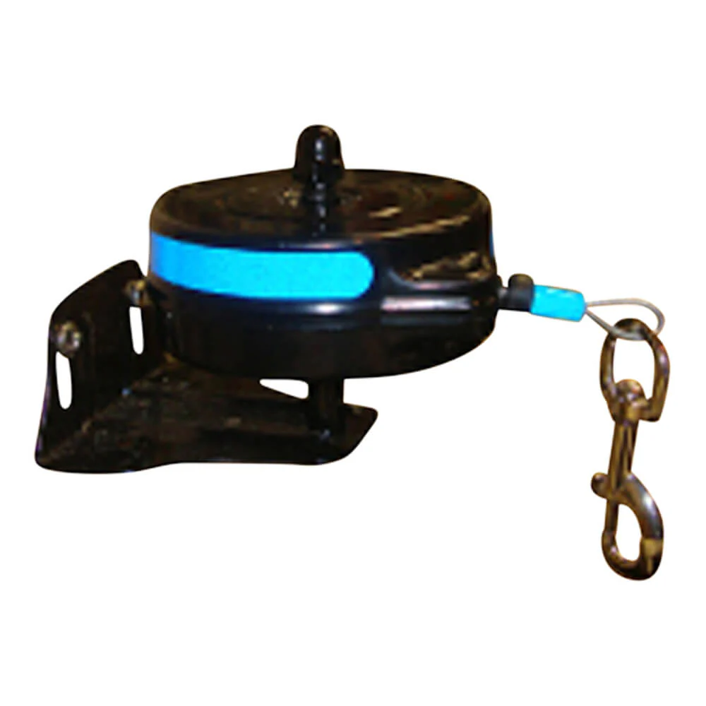 Lixit Bracket Mount Retractable Tie Out Reel for Dogs - Image 2